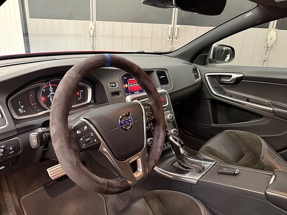 Volvo V60 23 of 30