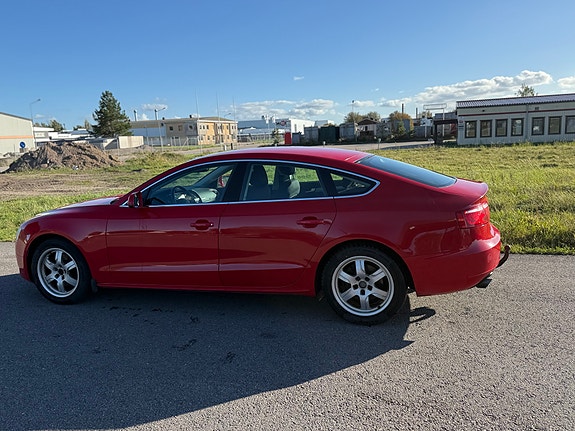 Audi A5 2 of 6