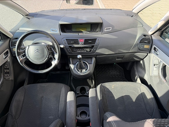 Citroen Grand C4 Picasso 5 of 7