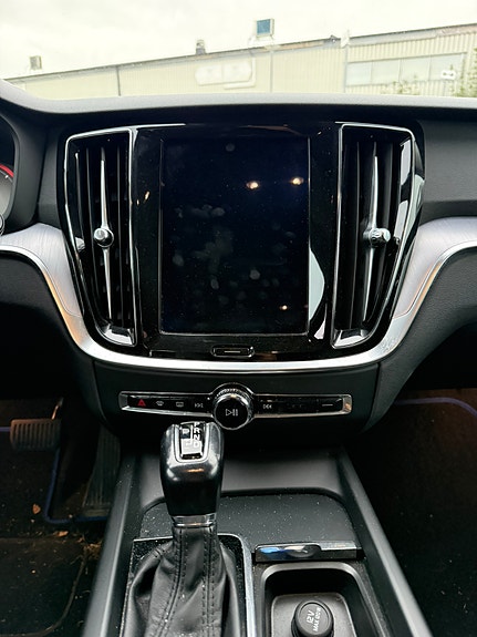Volvo V60 7 of 11