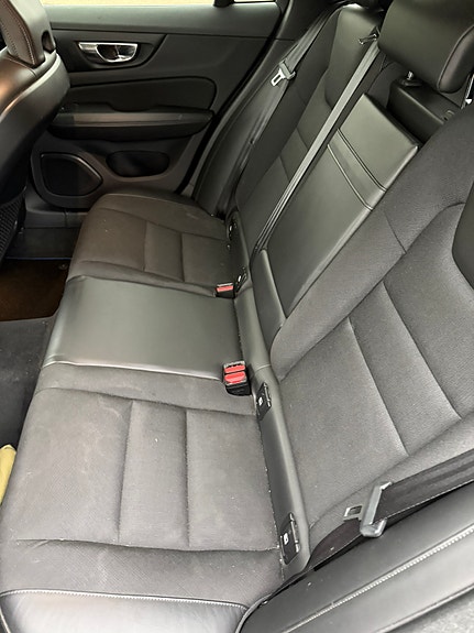 Volvo V60 11 of 11