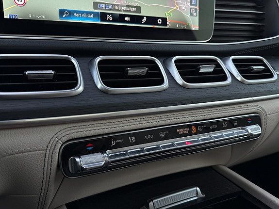 Mercedes-Benz GLE350 de 16 of 21
