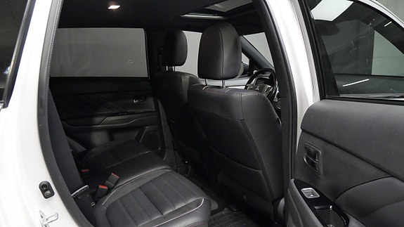 Mitsubishi Outlander 14 of 26