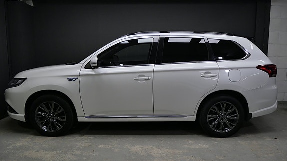 Mitsubishi Outlander 4 of 26