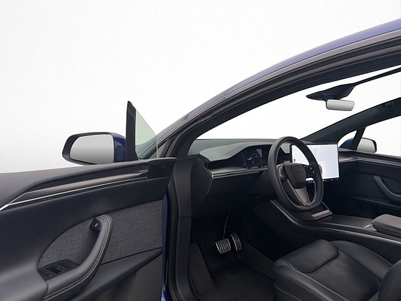 Tesla Model X 12 of 30