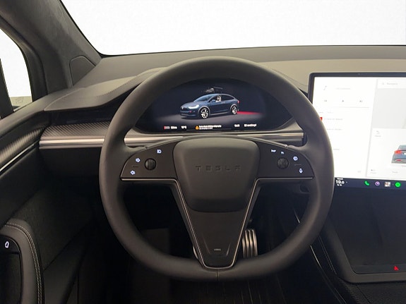 Tesla Model X 14 of 30