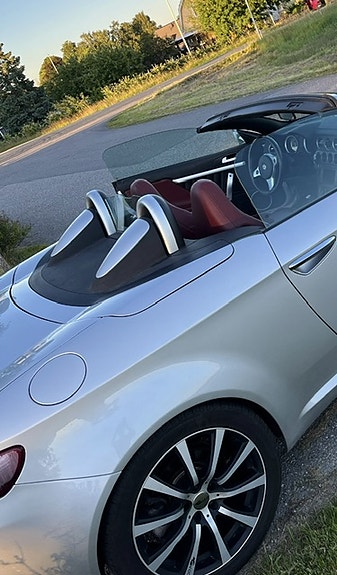 Alfa Romeo Spider 14 of 17