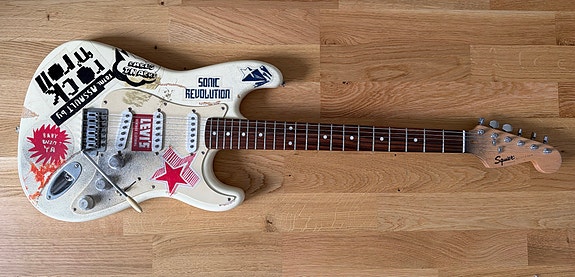 Squier Stratocaster Mc5 / Levi’s Vintage Clothing