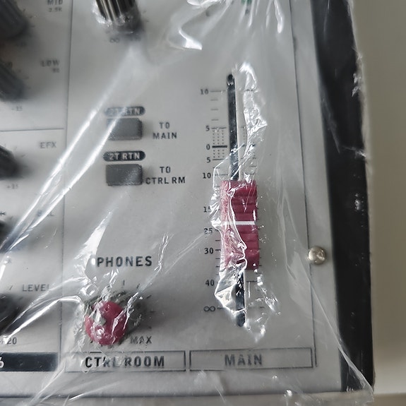 Product image 1 of 9