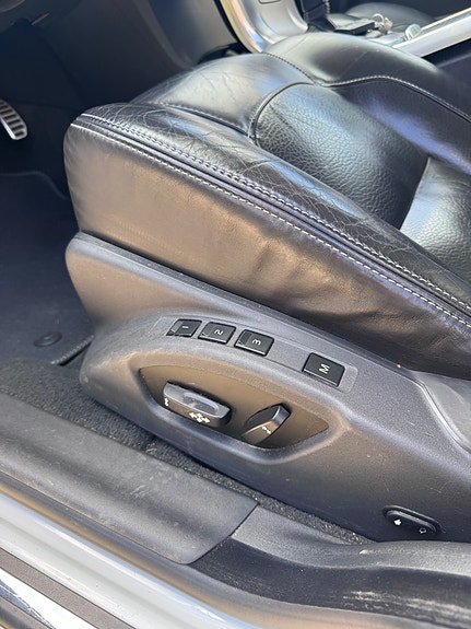 Volvo XC70 8 of 18