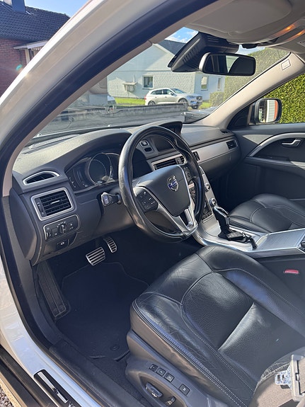 Volvo XC70 7 of 18