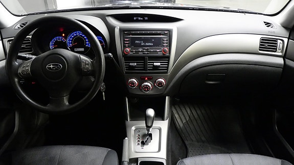 Subaru Forester 9 of 15