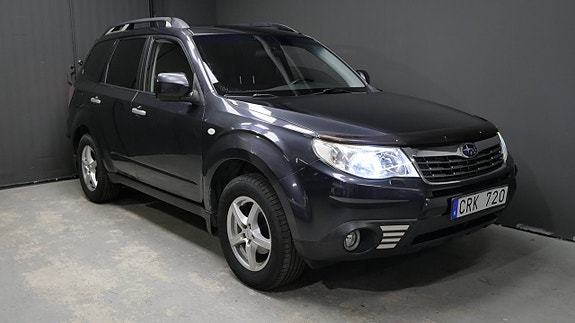 Subaru Forester 2 of 15