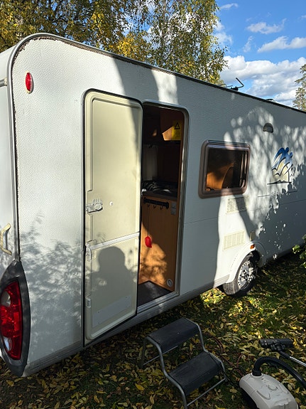 Knaus Sudvind 2 of 13