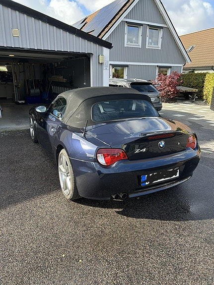 BMW Z4 2 of 8