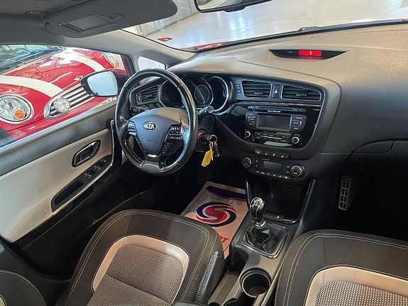 Kia Ceed 13 of 22