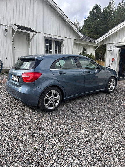 Mercedes-Benz A180 5 of 10