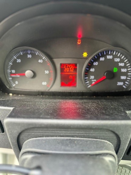 Volkswagen Crafter 35 4 of 8