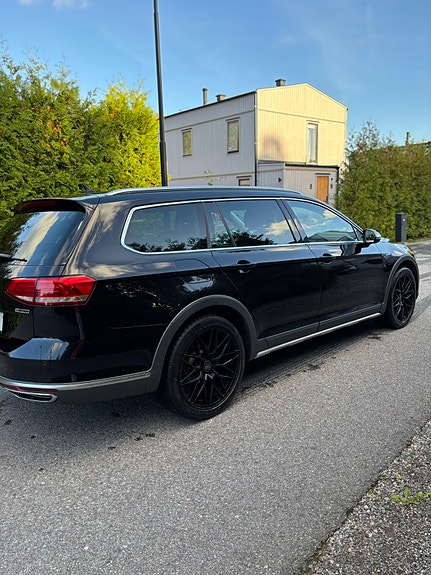 Volkswagen Passat Alltrack 8 of 8