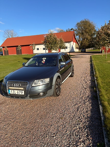 Audi A6 allroad 4 of 8