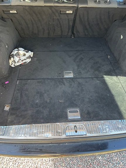 Mercedes-Benz E220 8 of 10