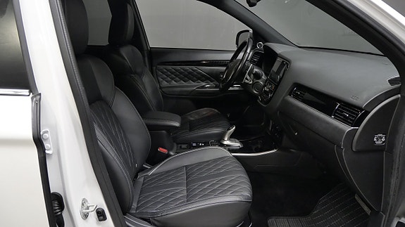 Mitsubishi Outlander 9 of 21