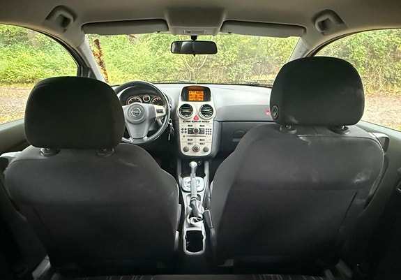 Opel Corsa 7 of 10