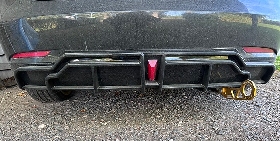 Tesla Model 3 10 of 10