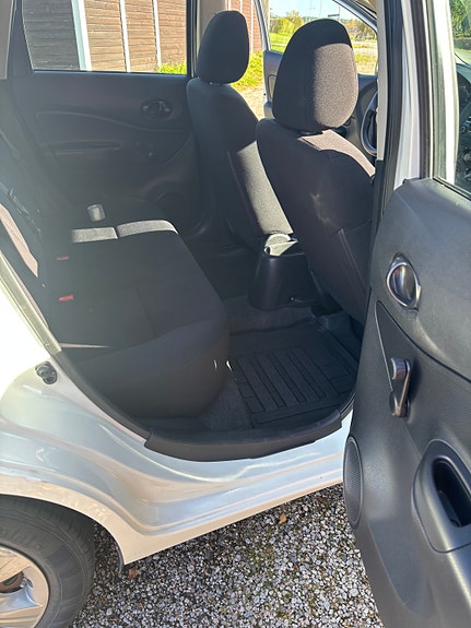 Nissan Note 9 of 12