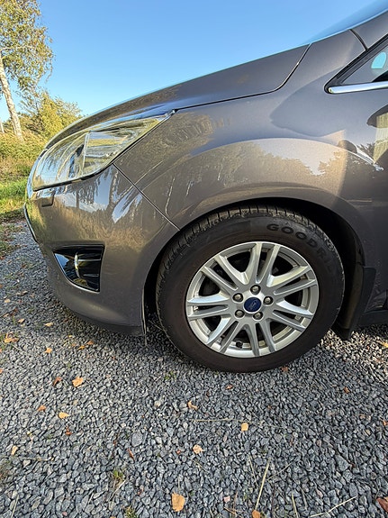 Ford C-Max 7 of 7