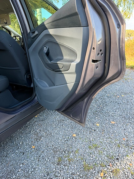 Ford C-Max 6 of 7