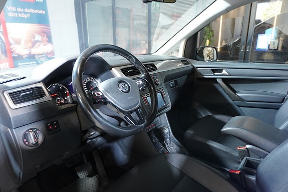 Volkswagen Caddy Maxi 9 of 18