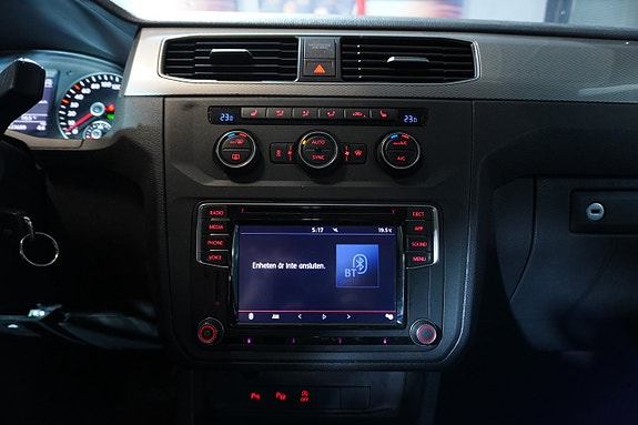 Volkswagen Caddy Maxi 10 of 18
