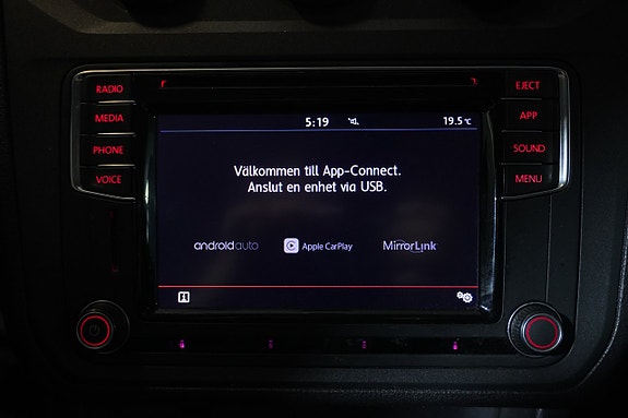 Volkswagen Caddy Maxi 16 of 18