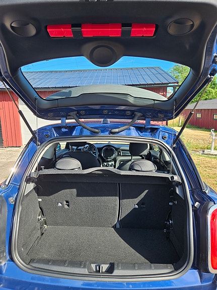 MINI Cooper 5 of 9