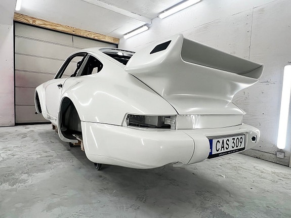 Porsche 911 Turbo 5 of 26