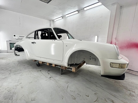 Porsche 911 Turbo 4 of 26