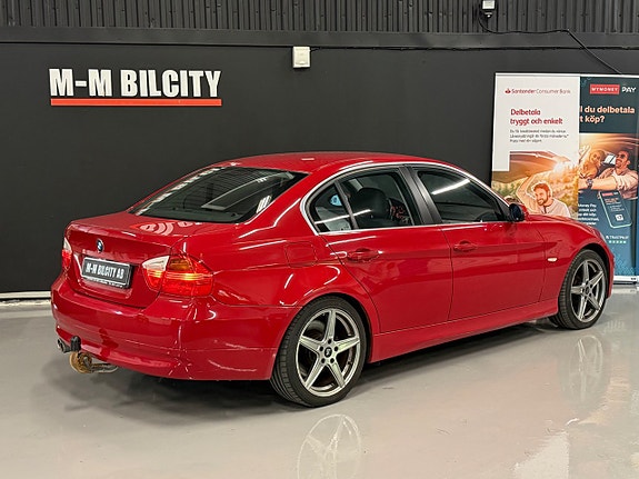 BMW 330xd 3 of 11