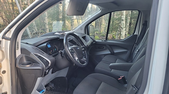Ford Transit Custom 3 of 9