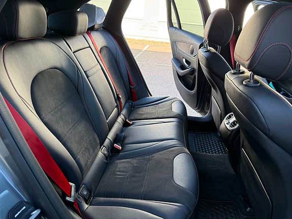 Mercedes-Benz GLC300 de 13 of 20