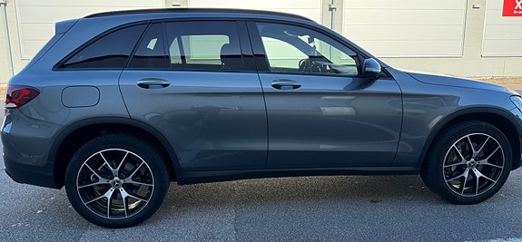 Mercedes-Benz GLC300 de 3 of 20