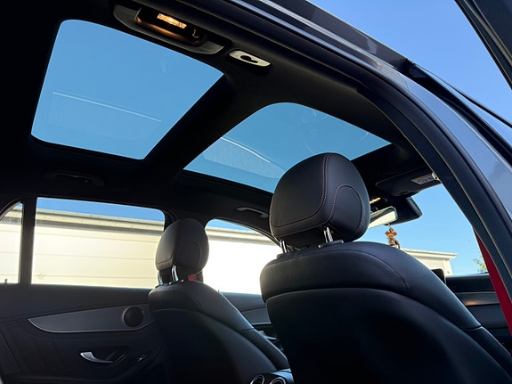 Mercedes-Benz GLC300 de 17 of 20