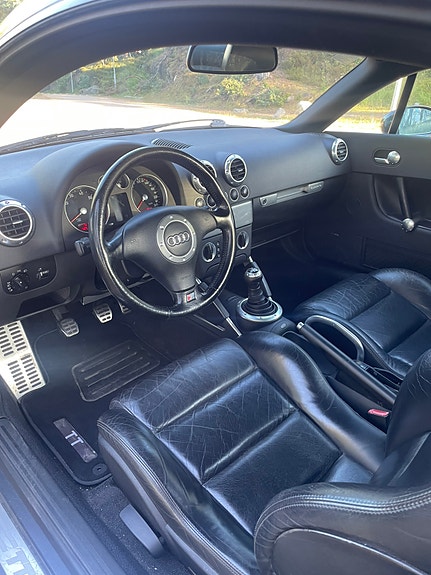 Audi TT 6 of 7