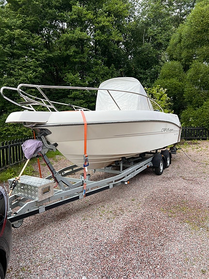 CAPELLI CAP 25 OPEN – SUZUKI 200 HK – 80-TRAILER MED ELVINSCH 2 of 11