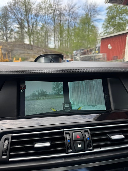 BMW M550d 10 of 24