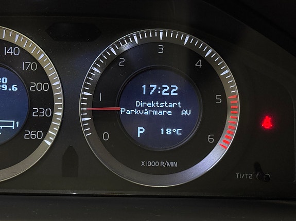 Volvo V70 17 of 24
