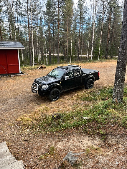 Nissan Navara 4 of 8