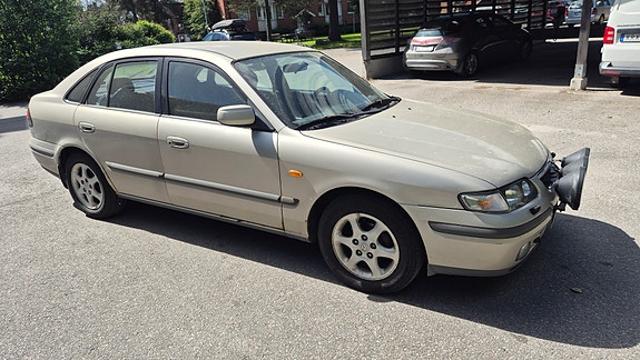 Mazda 626 4 of 9