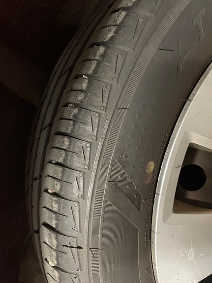 Toyota Yaris 16 of 16