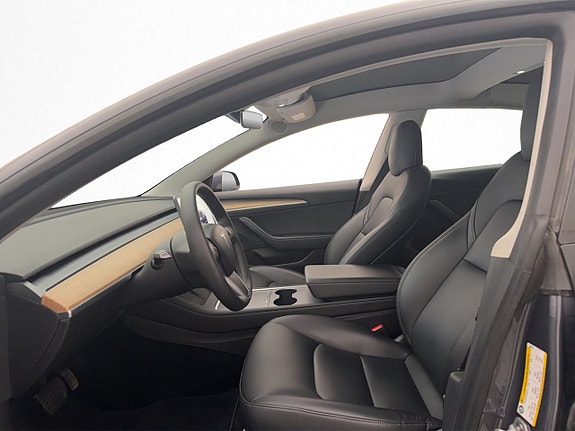 Tesla Model 3 17 of 30